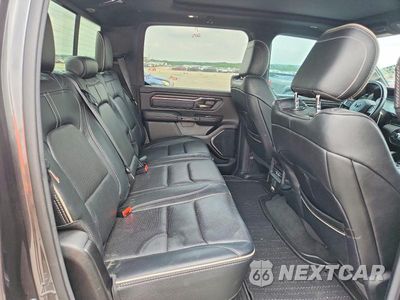 Zdjęcie 10 z 12 samochodu: 2022 RAM 1500 LIMITED VIN:1C6SRFHT2NN137703 - miniatura