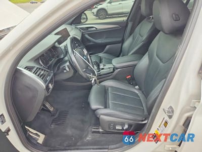 Zdjęcie 7 z 14 samochodu: 2019 BMW X4 XDRIVE30I VIN:5UXUJ3C59KLG55932 - miniatura