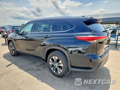 Drugie zdjęcie samochodu z przodu: 2021 TOYOTA HIGHLANDER XLE VIN:5TDGZRBHXMS120399 - miniatura