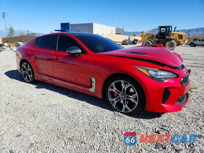 Czwarte zdjęcie samochodu z boku: 2018 KIA STINGER GT2 VIN:KNAE55LC9J6028658 - miniatura