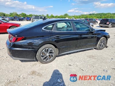 Trzecie zdjęcie samochodu z tyłu: 2021 HYUNDAI SONATA HYBRID BLUE VIN:KMHL24JJ4MA033214 - miniatura