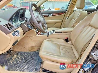 Zdjęcie 7 z 12 samochodu: 2009 MERCEDES-BENZ C 300 4MATIC VIN:WDDGF81X69F264234 - miniatura