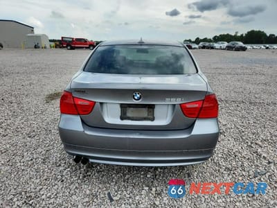 Zdjęcie 6 z 12 samochodu: 2011 BMW 328 I VIN:WBAPH7C57BE681350 - miniatura