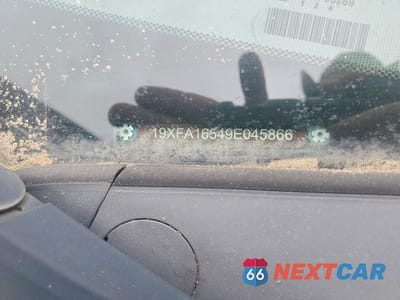 Zdjęcie 12 z 12 samochodu: 2009 HONDA CIVIC LX VIN:19XFA16549E045866 - miniatura