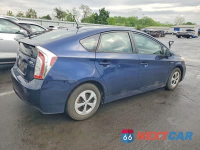 Trzecie zdjęcie samochodu z tyłu: 2012 TOYOTA PRIUS FOUR VIN:JTDKN3DUXC1483861 - miniatura