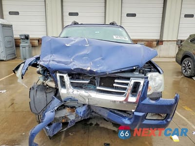 Piąte zdjęcie samochodu w środku: 2008 FORD EXPLORER SPORT TRAC LIMITED VIN:1FMEU53E38UA28180 - miniatura
