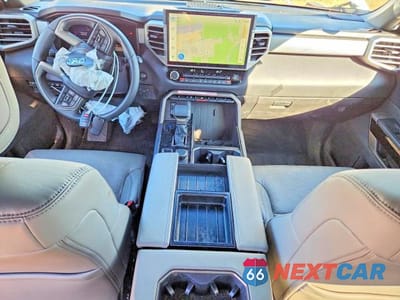 Zdjęcie 8 z 13 samochodu: 2025 TOYOTA TUNDRA 4WD V6 LIMITED VIN:5TFJA5DB4SX326792 - miniatura