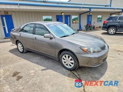 Czwarte zdjęcie samochodu z boku: 2004 TOYOTA CAMRY SE VIN:4T1BA32K34U015057 - miniatura