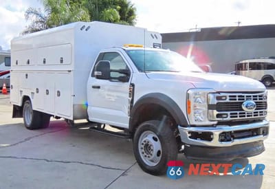 2024 FORD F450 SUPER DUTY 1FDUF4HN1RDA14367 - główne zdjęcie licytacji z USA - miniatura