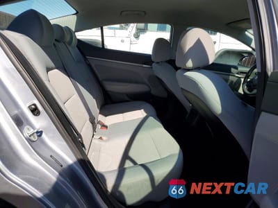 Zdjęcie 10 z 13 samochodu: 2017 HYUNDAI ELANTRA SE VIN:5NPD84LF2HH024283 - miniatura