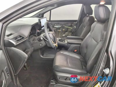 Zdjęcie 7 z 14 samochodu: 2025 TOYOTA SIENNA PLATINUM 7-PASSENGER VIN:5TDERKEC8SS280731 - miniatura