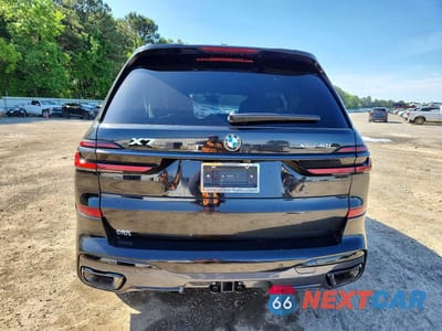 Zdjęcie 6 z 13 samochodu: 2025 BMW X7 XDRIVE40I VIN:5UX23EM05S9Z22669 - miniatura
