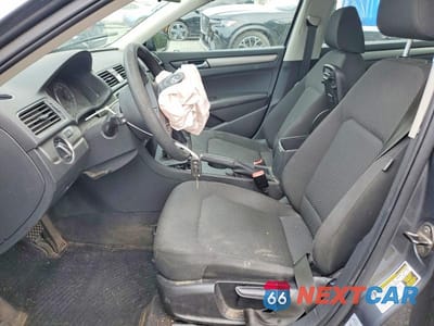Zdjęcie 7 z 13 samochodu: 2012 VOLKSWAGEN PASSAT S VIN:1VWAP7A31CC019982 - miniatura