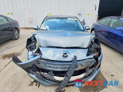 Piąte zdjęcie samochodu w środku: 2012 MAZDA 3 I VIN:JM1BL1W88C1656013 - miniatura