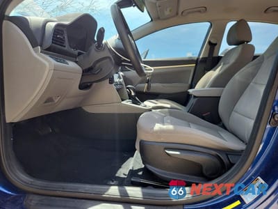 Zdjęcie 7 z 12 samochodu: 2020 HYUNDAI ELANTRA SEL VIN:5NPD84LF1LH563907 - miniatura