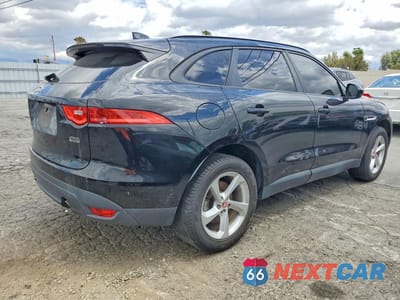 Trzecie zdjęcie samochodu z tyłu: 2018 JAGUAR F-PACE PREMIUM VIN:SADCJ2FX3JA323971 - miniatura