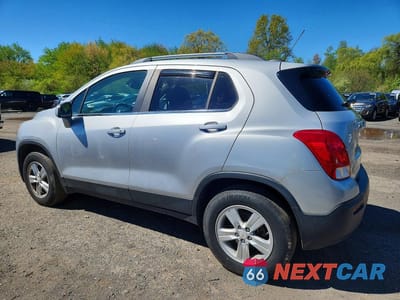 Drugie zdjęcie samochodu z przodu: 2016 CHEVROLET TRAX 1LT VIN:KL7CJPSB0GB761267 - miniatura