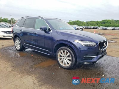 Czwarte zdjęcie samochodu z boku: 2016 VOLVO XC90 T6 VIN:YV4A22PK9G1077744 - miniatura