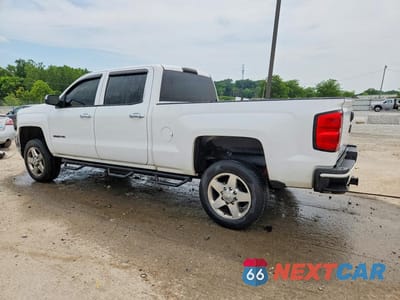 Drugie zdjęcie samochodu z przodu: 2015 CHEVROLET SILVERADO K2500 HEAVY DUTY VIN:1GC1KUEG8FF126981 - miniatura