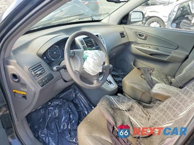 Zdjęcie 8 z 12 samochodu: 2007 HYUNDAI TUCSON SE VIN:KM8JN72D77U506258 - miniatura