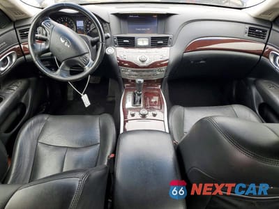 Zdjęcie 8 z 12 samochodu: 2015 INFINITI Q70 3.7 VIN:JN1BY1AR6FM561635 - miniatura