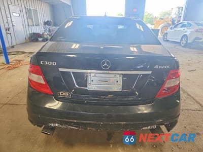 Zdjęcie 6 z 12 samochodu: 2011 MERCEDES-BENZ C 300 4MATIC VIN:WDDGF8BB1BR137625 - miniatura
