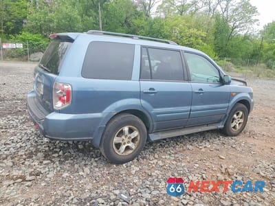 Trzecie zdjęcie samochodu z tyłu: 2006 HONDA PILOT EX VIN:2HKYF18636H519488 - miniatura
