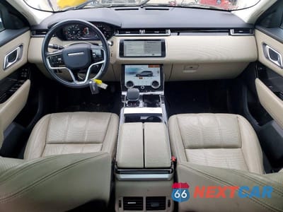 Zdjęcie 8 z 13 samochodu: 2021 LAND ROVER RANGE ROVER VELAR S VIN:SALYJ2EU8MA321235 - miniatura