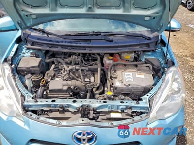 Zdjęcie 11 z 12 samochodu: 2012 TOYOTA PRIUS C FOUR VIN:JTDKDTB31C1013070 - miniatura