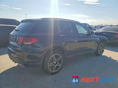 Trzecie zdjęcie samochodu z tyłu: 2022 MERCEDES-BENZ GLC 300 4MATIC VIN:W1N0G8EB1NV383034 - miniatura