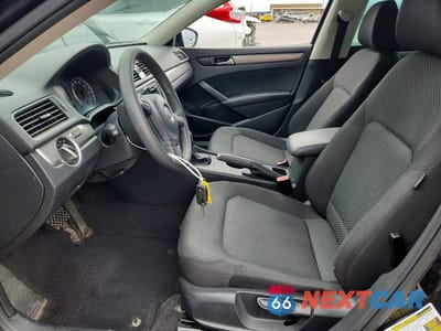 Zdjęcie 7 z 13 samochodu: 2012 VOLKSWAGEN PASSAT S VIN:1VWAP7A34CC026442 - miniatura