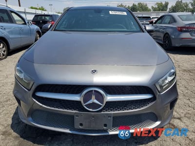 Piąte zdjęcie samochodu w środku: 2021 MERCEDES-BENZ A 220 VIN:W1K3G4EB1MJ304003 - miniatura