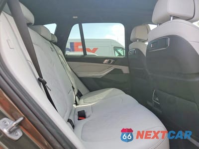 Zdjęcie 11 z 13 samochodu: 2025 BMW X5 XDRIVE40I VIN:5UX23EU05S9W72060 - miniatura