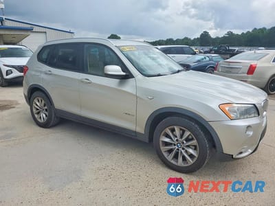 Czwarte zdjęcie samochodu z boku: 2014 BMW X3 XDRIVE28I VIN:5UXWX9C54E0D21162 - miniatura