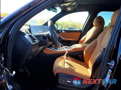 Zdjęcie 7 z 14 samochodu: 2026 BMW X5 XDRIVE50E VIN:5UX43EU06T9296611 - miniatura