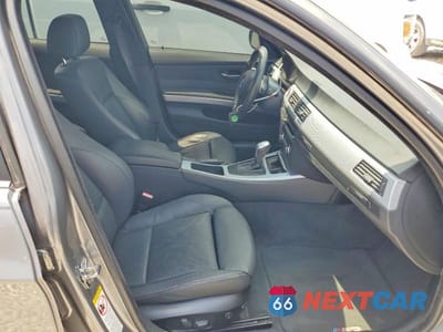 Zdjęcie 7 z 12 samochodu: 2009 BMW 335 I VIN:WBAPM775X9NL88431 - miniatura