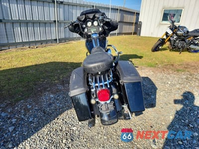 Czwarte zdjęcie samochodu z boku: 2007 HARLEY-DAVIDSON FLHX VIN:1HD1KB4167Y689761 - miniatura
