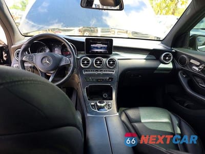 Zdjęcie 9 z 10 samochodu: 2018 MERCEDES-BENZ GLC 300 VIN:WDC0G4JB3JV107125 - miniatura