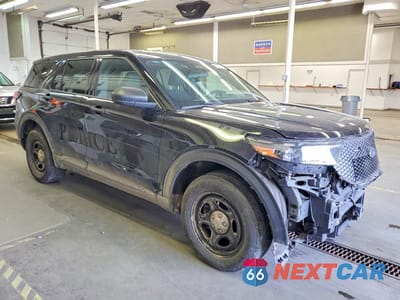Czwarte zdjęcie samochodu z boku: 2025 FORD EXPLORER POLICE INTERCEPTOR VIN:1FM5K8AB1SGA02392 - miniatura