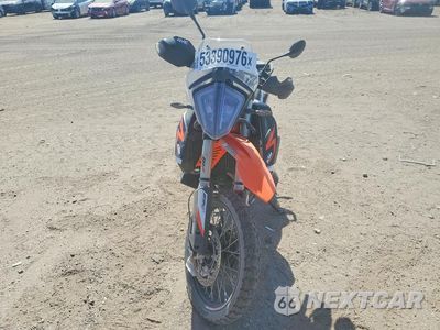 Drugie zdjęcie samochodu z przodu: 2021 KTM 890 ADVENTURE R VIN:VBKTR6408MM805659 - miniatura