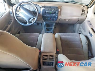 Zdjęcie 8 z 12 samochodu: 2000 FORD EXPLORER XLT VIN:1FMZU63X7YZB78627 - miniatura