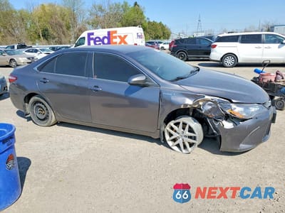 Czwarte zdjęcie samochodu z boku: 2017 TOYOTA CAMRY HYBRID LE VIN:4T1BD1FK9HU203139 - miniatura