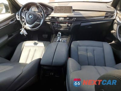 Zdjęcie 8 z 14 samochodu: 2018 BMW X5 XDR40E VIN:5UXKT0C58J0W00675 - miniatura
