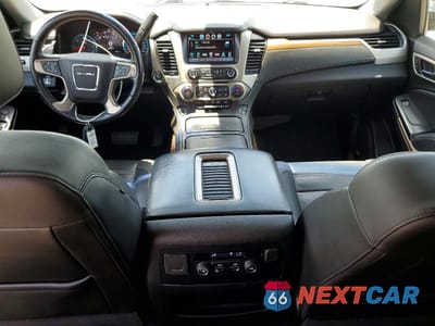 Zdjęcie 8 z 14 samochodu: 2020 GMC YUKON XL DENALI VIN:1GKS1HKJ7LR124412 - miniatura