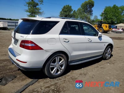 Trzecie zdjęcie samochodu z tyłu: 2012 MERCEDES-BENZ ML 350 4MATIC VIN:4JGDA5HB7CA027689 - miniatura