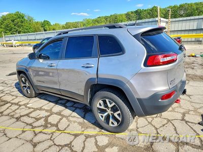Drugie zdjęcie samochodu z przodu: 2016 JEEP CHEROKEE TRAILHAWK VIN:1C4PJMBS3GW253841 - miniatura