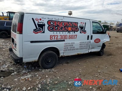 Trzecie zdjęcie samochodu z tyłu: 2002 CHEVROLET EXPRESS G2500 VIN:1GCGG25R821169614 - miniatura