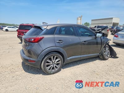 Trzecie zdjęcie samochodu z tyłu: 2017 MAZDA CX-3 TOURING VIN:JM1DKFC72H0160268 - miniatura