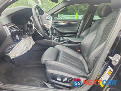 Zdjęcie 7 z 13 samochodu: 2022 BMW 530 I VIN:WBA53BH00NCK22893 - miniatura