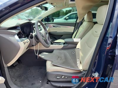 Zdjęcie 7 z 12 samochodu: 2025 CADILLAC XT5 PREMIUM LUXURY VIN:1GYKNDR49SZ148454 - miniatura